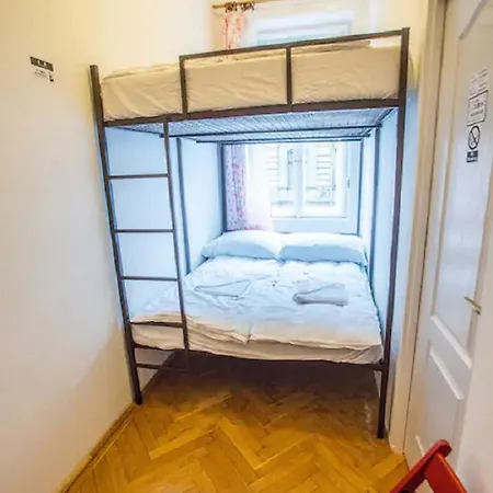 Centre Sunshine Bedroom Season 5 *
